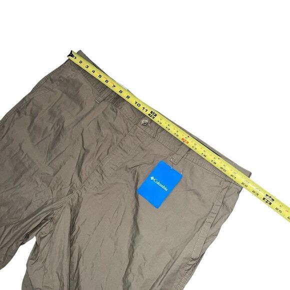 NWT COLUMBIA Men’s Olive Green Shorts Size 44 Regular - Picture 7 of 7
